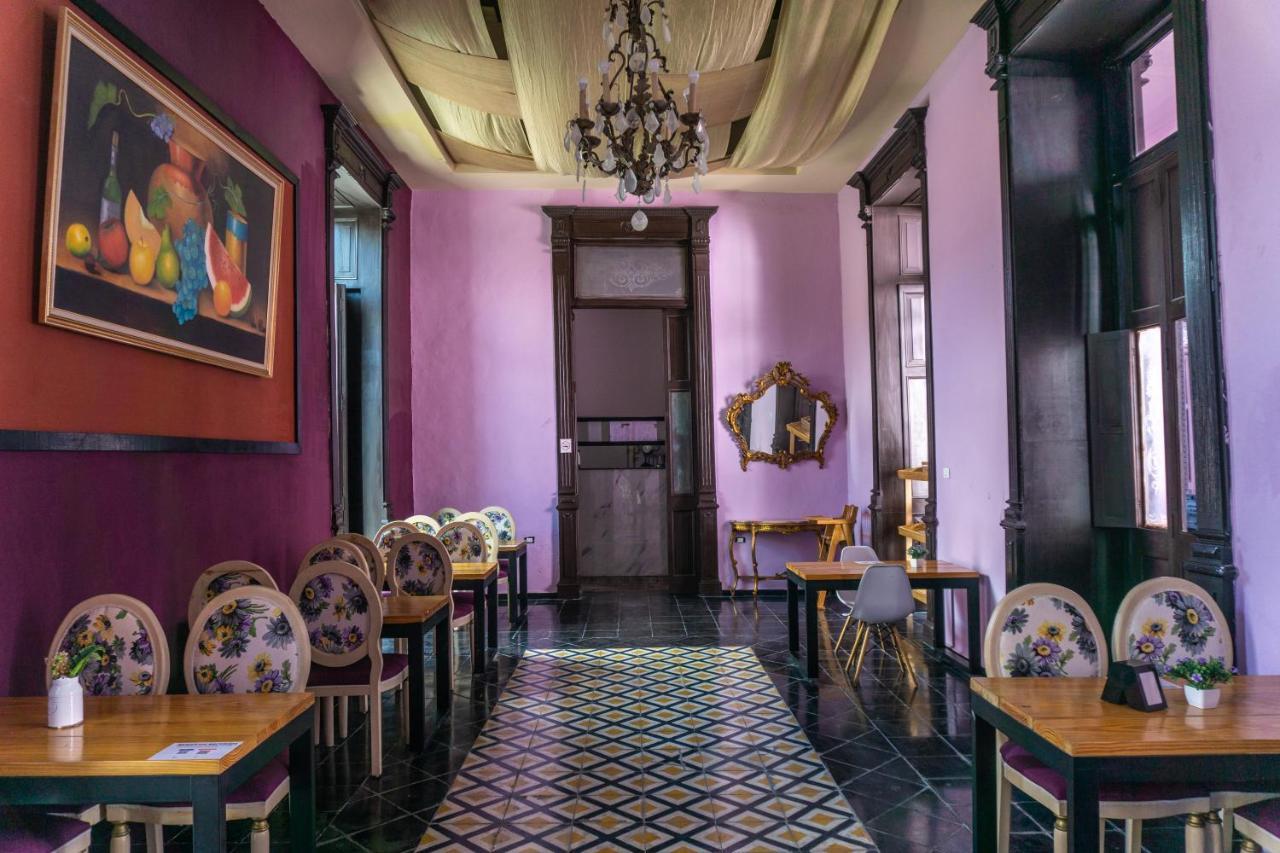 Hotel Lavanda CAS Mérida Buitenkant foto Interior of the restaurant